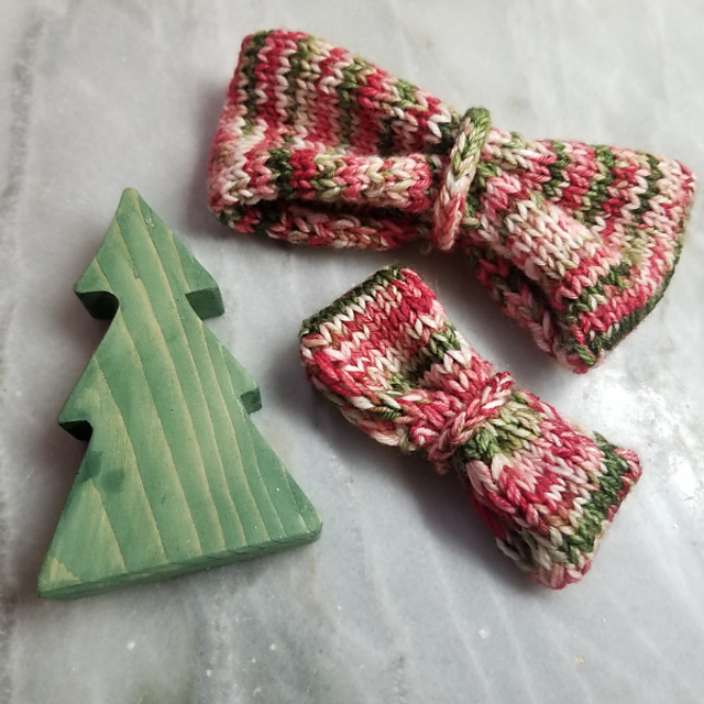 Merry & Happy Bows